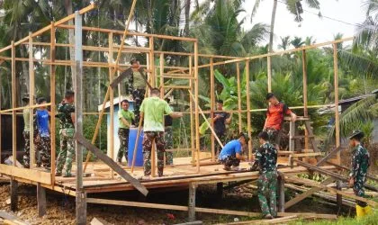 Fokus Optimalisasi Kerangka, Progres Bedah Rumah Bapak Mulyono Tembus 40 Persen
